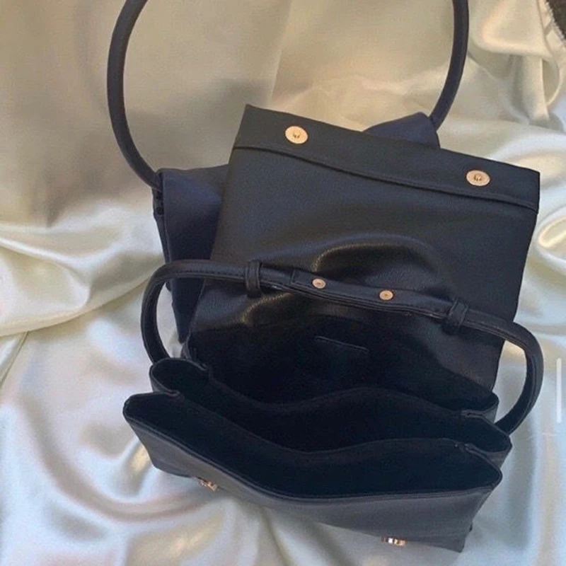 

Shoulder Bags Women Candy Colors Big Capacity Folds Underarm Envelope Bag Sweet Students Daily All-match Thread Handbags Trendy