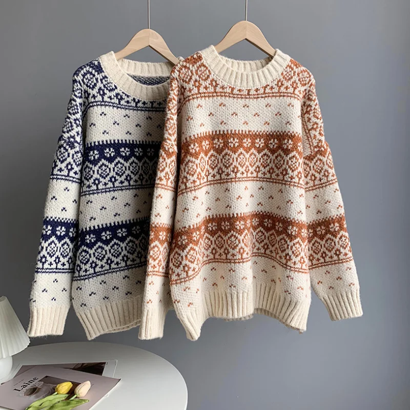 

2020 autumn and winter retro simple printed round neck long-sleeved sweater women's loose warm bottoming top