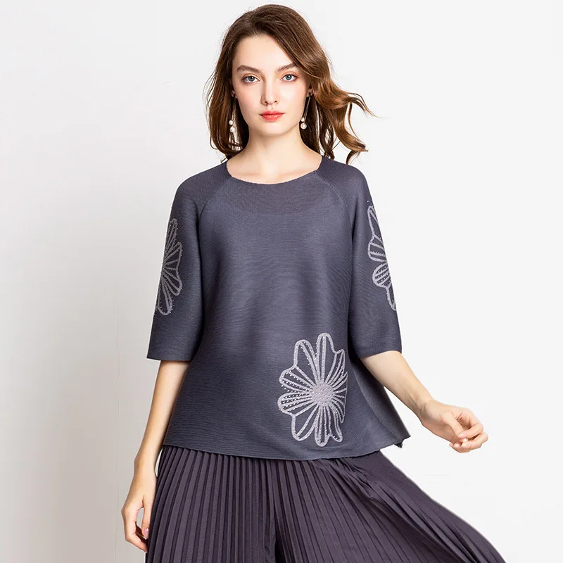 

Jia Ning Original Sanzhai High-End Stick-on Crystals Half Sleeve Large Size Top Fashion Autumn New Product Wholesale