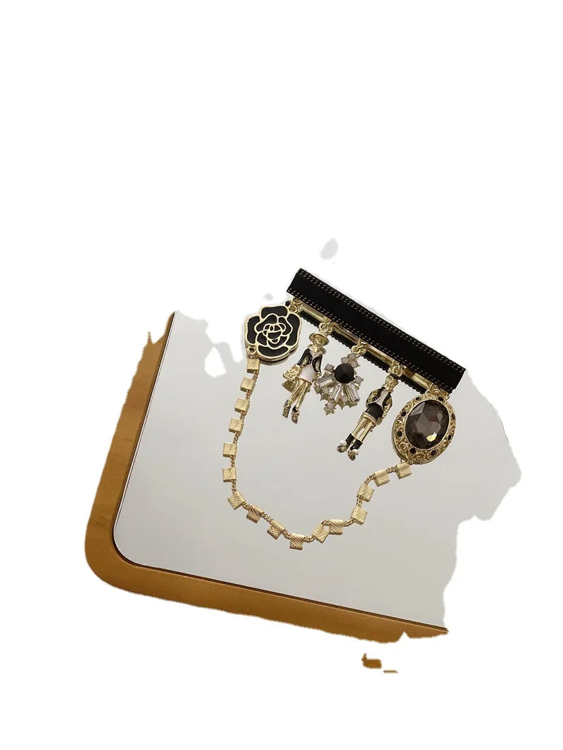 

KACOSHO Korean Retro Geometric Pearl Tassel Brooch Female Metal Cloth Brooch for Girls Temperament Rhinestone Shiny Jewelry Gift