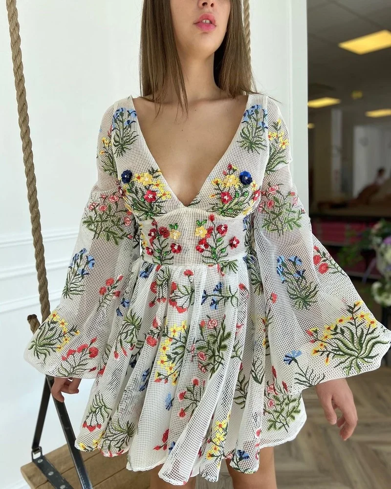 

Women's New Mesh Embroidery Sexy Cute Lantern Sleeve Dress Floral Embroidery Sexy V-neck Dress Mini Vintage Dress 2021 Cute