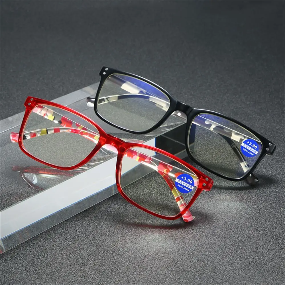 

2021 1 PCS Anti Eyestrain Reading Glasses Blue Light Blocking Retro Print Design Computer Eyeglasses Spring Hinge Readers