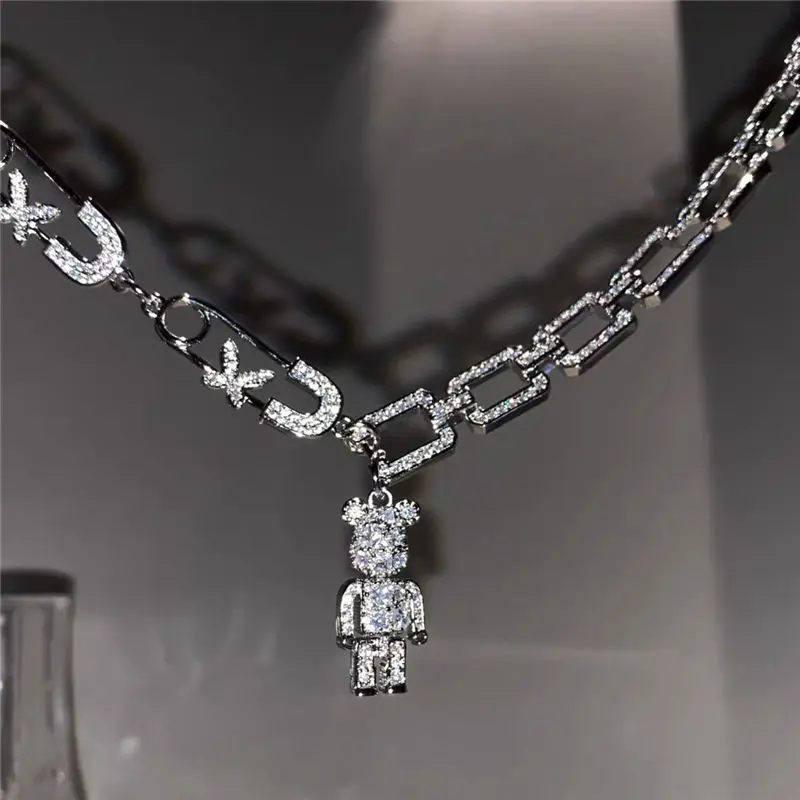 

Fashion Crystal Little Bear Necklace Shiny Zircon Pendant Necklace Designer Luxury Creativity High Quality Jewelry Gift