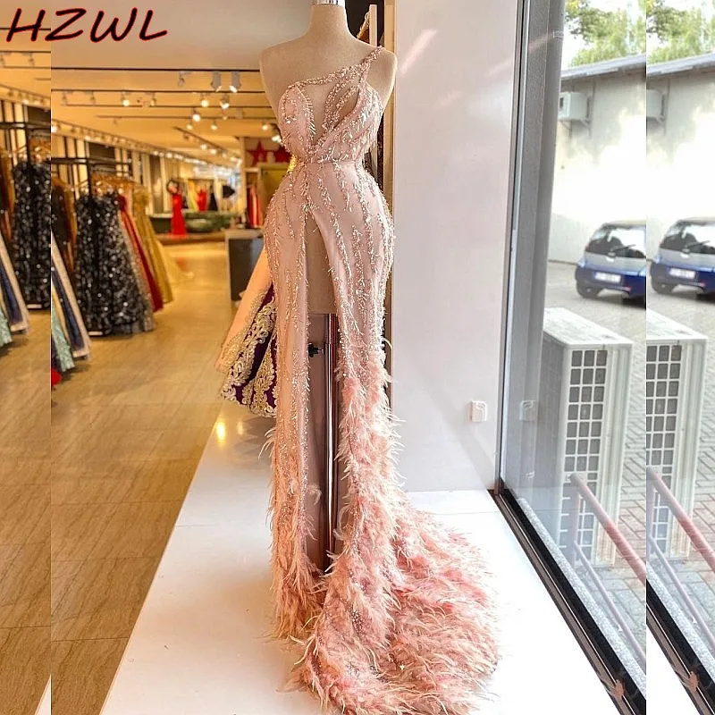 Blush Pink Sparkly Feather Prom Dresses With Sequins High Front Split Formal Party Second Reception Gown Mermaid Evening Dress