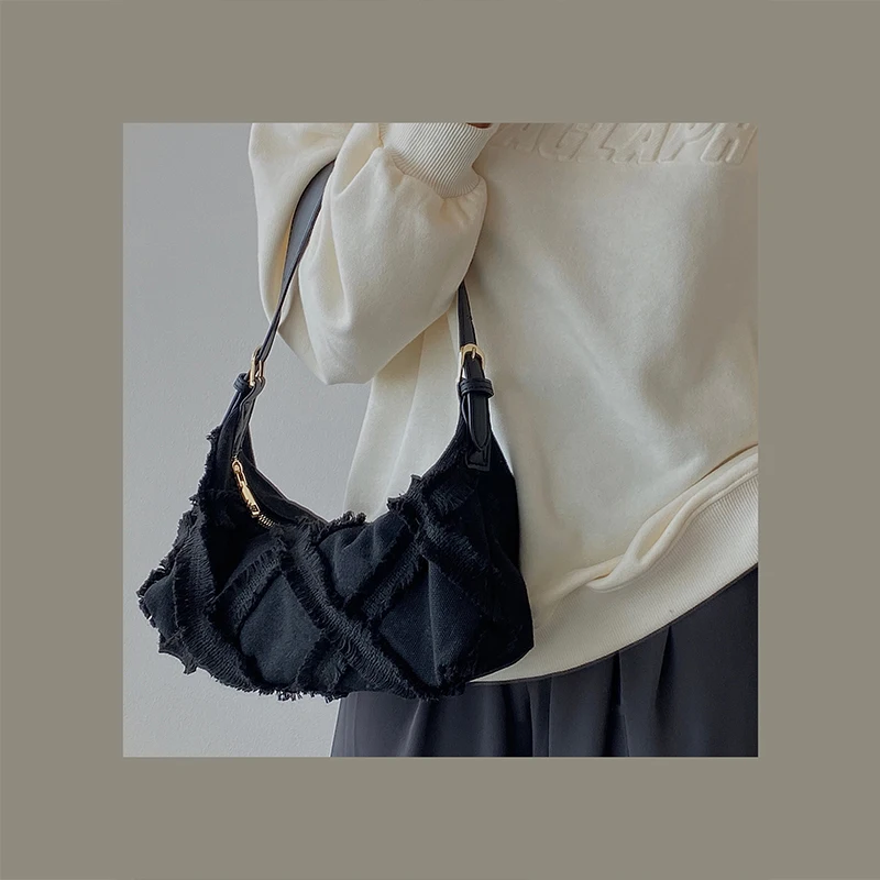 

Canvas Plush Grils Half-Moon Bag Retro Female Shoulder Bag Niche Design Ladies Handbag 2021 Fashion Crossbody Bag and Purses