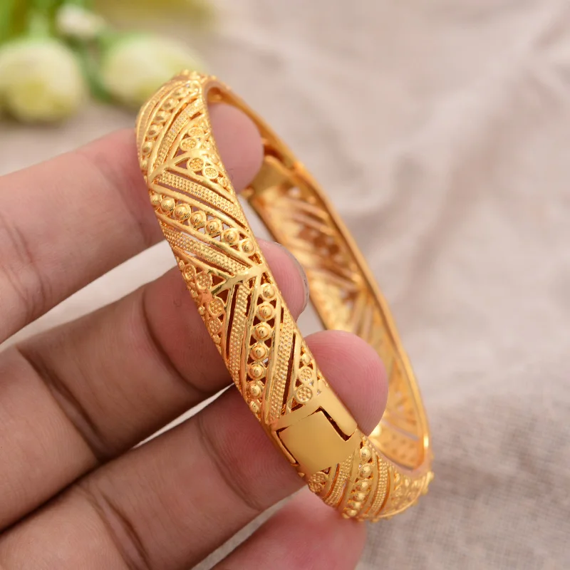 

1Pcs Ethiopian Dubai 24K Gold color Bangles for Women Wife Wedding Gifts African Dubai Party Bracelet Jewelry ornament Bracelets