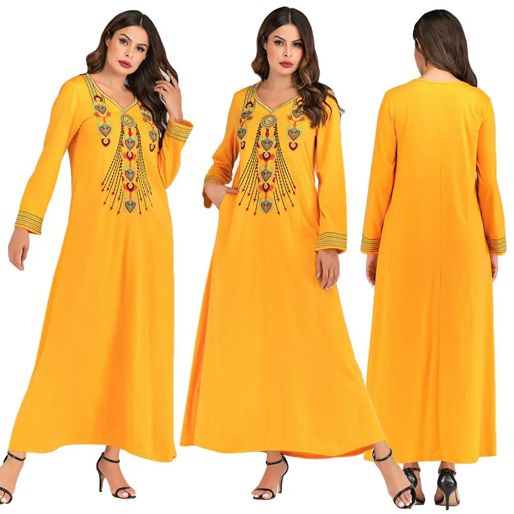 

Dubai Women Long Sleeve Maxi Dress Abaya Islamic Kaftan Embroidery Muslim Gown Arab V-neck Maxi Robe Autumn Yellow 2019 Fashion