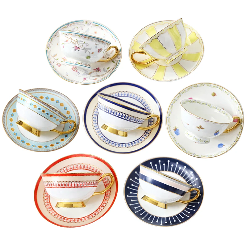 Роскошная кофейная чашка из костяного фарфора с ложкой европейские Простые