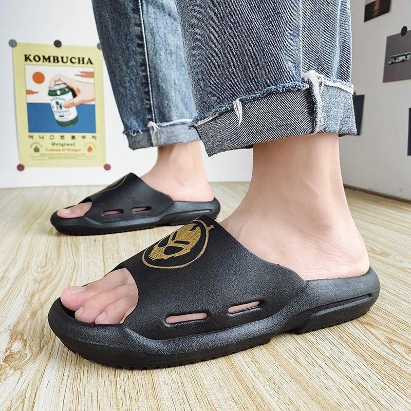 

Best Selling Indoor Slippers Men Black Beige Man Casual Slippers Super Soft Pool Slippers Mens Brand Fashion Room Shoes Men