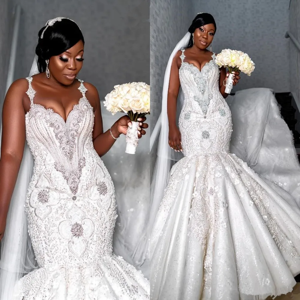 Роскошные свадебные платья спагетти с кристаллами и бусинами сексуальное