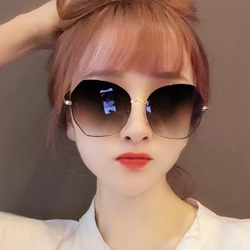 

Sunglasses Women Luxury Trimming Gradient Shades Sun Glasses Ladies Vintage Framless Eyewear trending UV400 wholesale