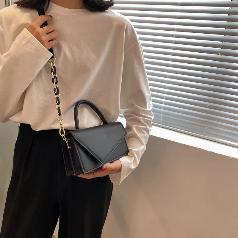 Fashion Chic Small Flap Design Women Handbags Luxury Chains Shoulder Crossbody Bags Simply Messenger Bag Quality Lady Purse 2021