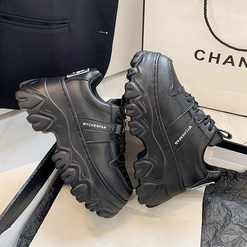 Женские кроссовки на платформе Ulzzang черные повседневные массивной