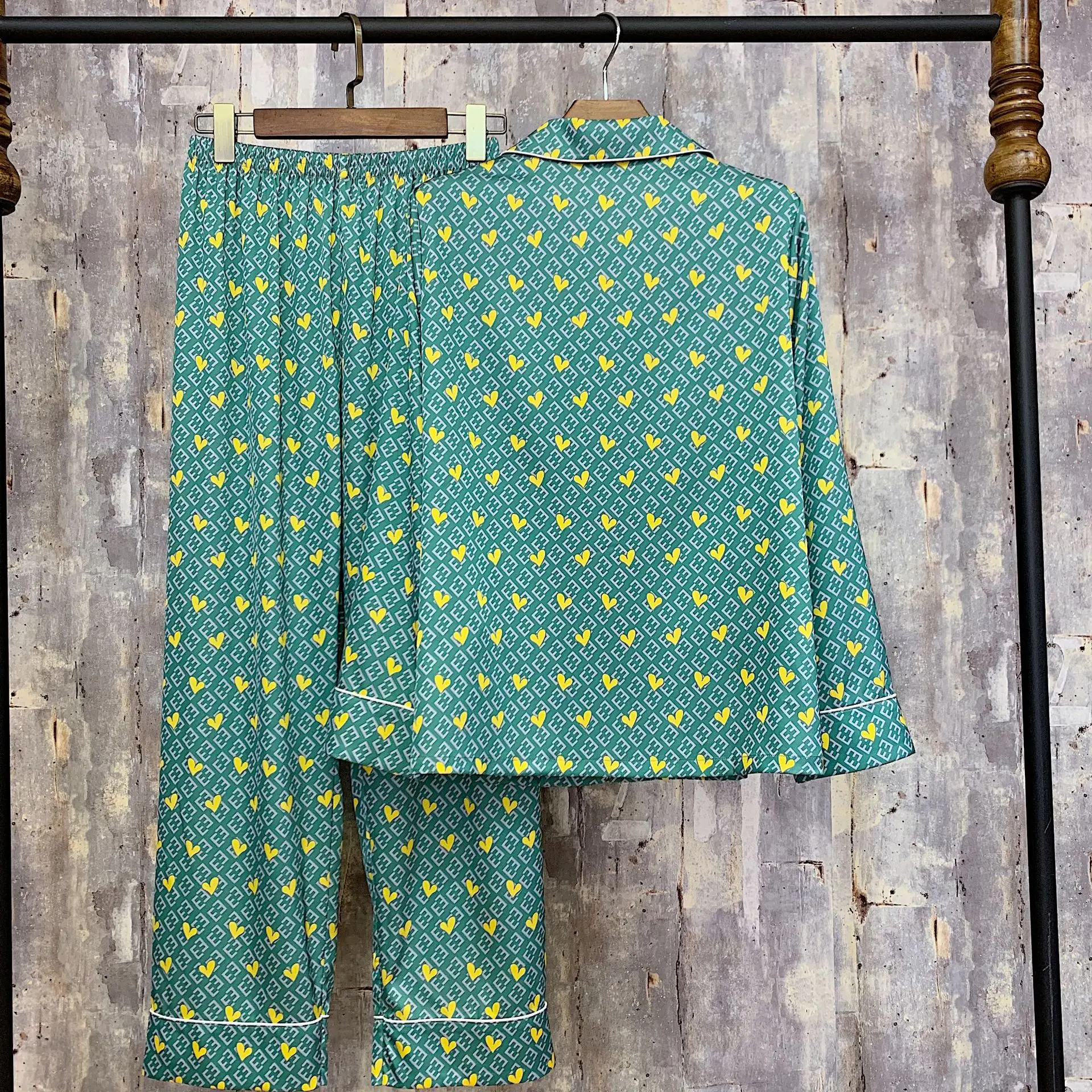 INS Popular Autumn Women Pajamas Love Letter Printing High-density Long Sleeved Home Clothes Nightwear Spring | Женская одежда