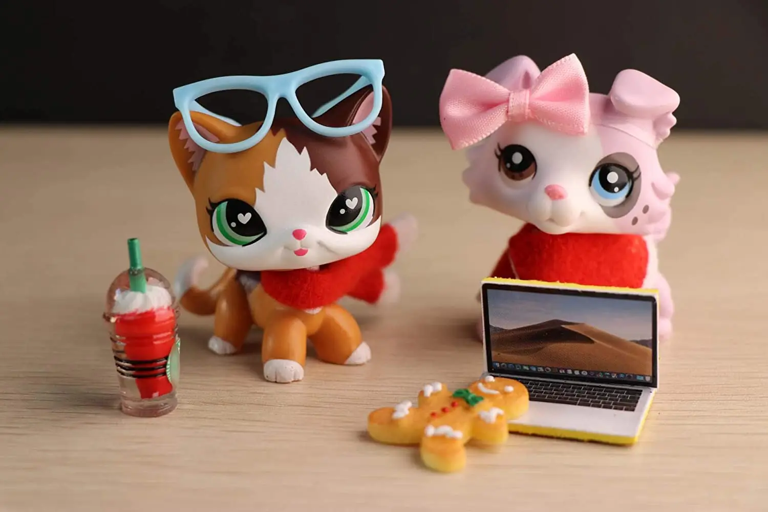 Разные глаза для кошек и мороженого колли от Pet Shop под заказ с аксессуарами