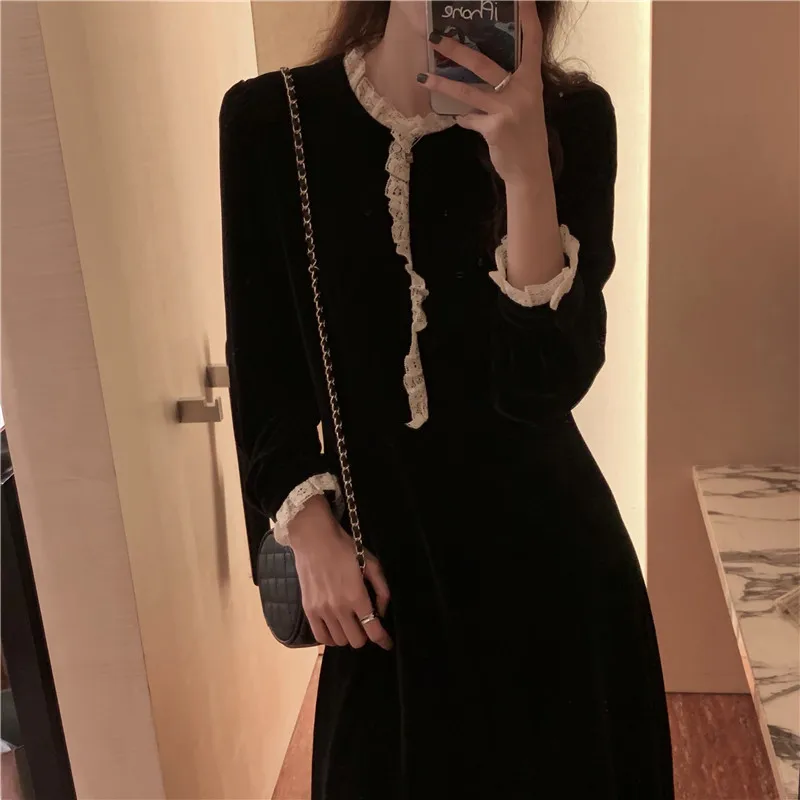 Осенне зимнее элегантное бархатное платье средней длины осенне базовое