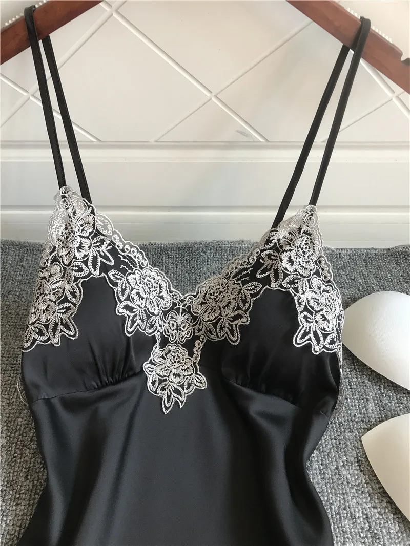 Нижнее белье домашняя одежда Женская Сексуальная Короткая атласная пижама с