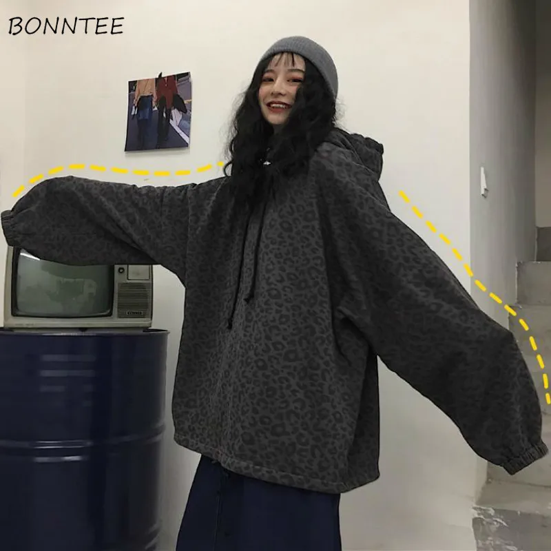 

Women with Hat Hoodies Thickening Leopard Oversize Harajuku Draw String Pullovers Hip Hop Tops Warm Popular Females Autumn New