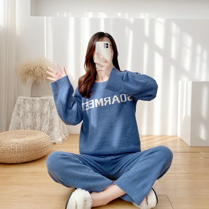 

Letter Embroidery Sleepwear Set Cute Girly Pajamas High-grade Coral Velvet Women's Pyjamas Loose Plus Size Sleep Tops Long Pants