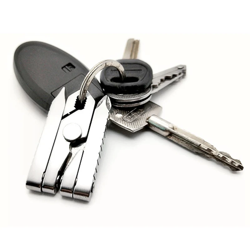 

Newly Multi-function 6 in 1 Outdoor Tool Clamp Mini Pliers Portable Folding for Camping
