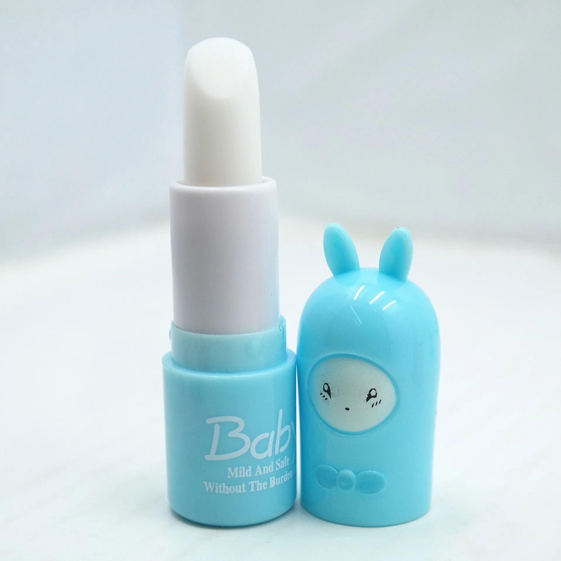 Фирменный детский бальзам для губ увлажняющий мягкий Осветляющий фруктовый