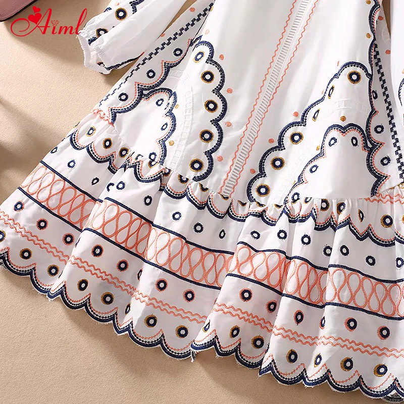 

Designer 2020 Women Summer Fashion Runway Dress Female Long sleeve Hollow out Embroidered Holiday Party Elegant White Dress New