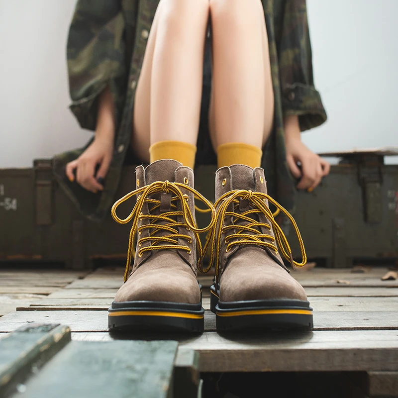 Новинка зимние женские ботильоны с высоким берцем теплые плюшевые сапоги Цвет