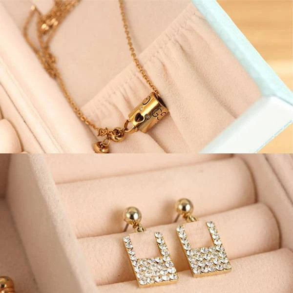 

Travel Butterfly Decoration Portable Travel Jewelry Case Display Organizer Rings Earrings Necklace Bracelet Blue