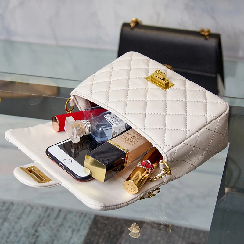 

Fang Fatty Golden Bead Small Fragrant Wind Bag 2021 New Net Red Trend Lingge Chain Bag Shoulder Messenger Bag