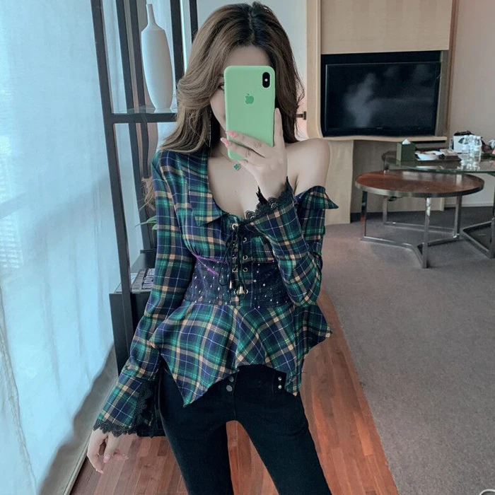 Осенняя рубашка в клетку пикантная блузка с открытыми плечами элегантная