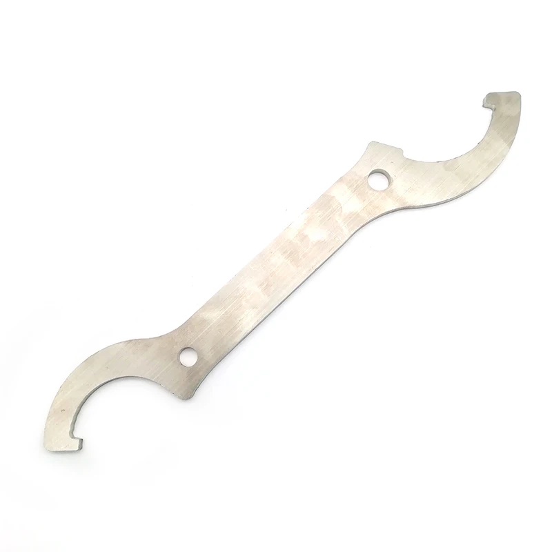 Задний ключ. Ключ для гаек полуоси mercedes sprinter. W447 ключ. Ключ велосипедный для педалей размеры. Инструменты для подвески.