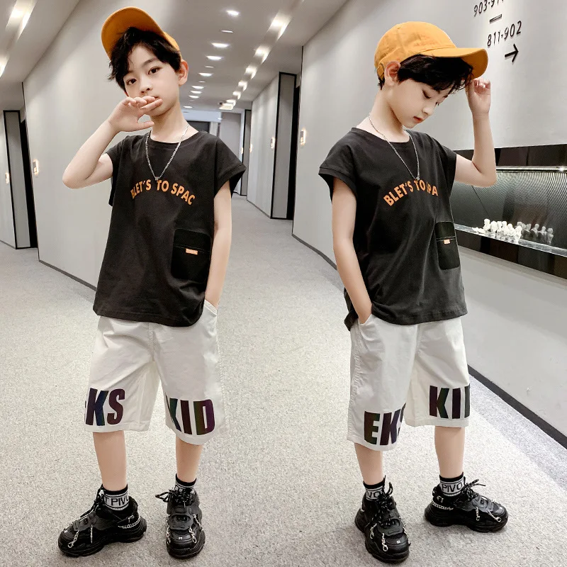 

Kids boys summer short-sleeved suit letters printed T-shirt + Shorts 2pcs sets of new big virgin suit