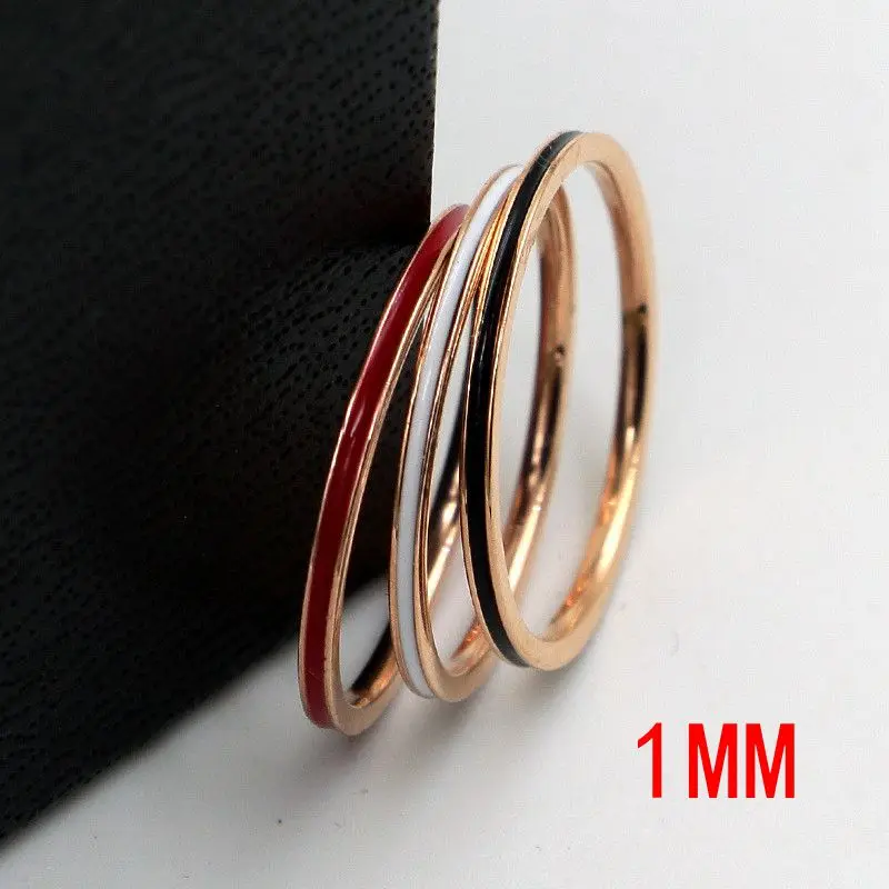 Кольцо женское титановое розовое золото 1 мм тонкое эмалированные модные