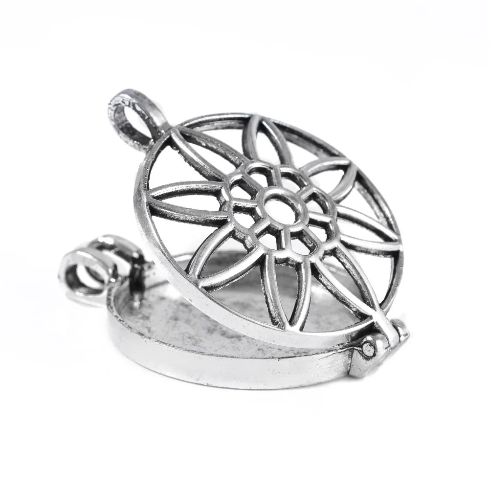 Подвеска серебряного цвета в античном стиле ажурный медальон виде подсолнуха