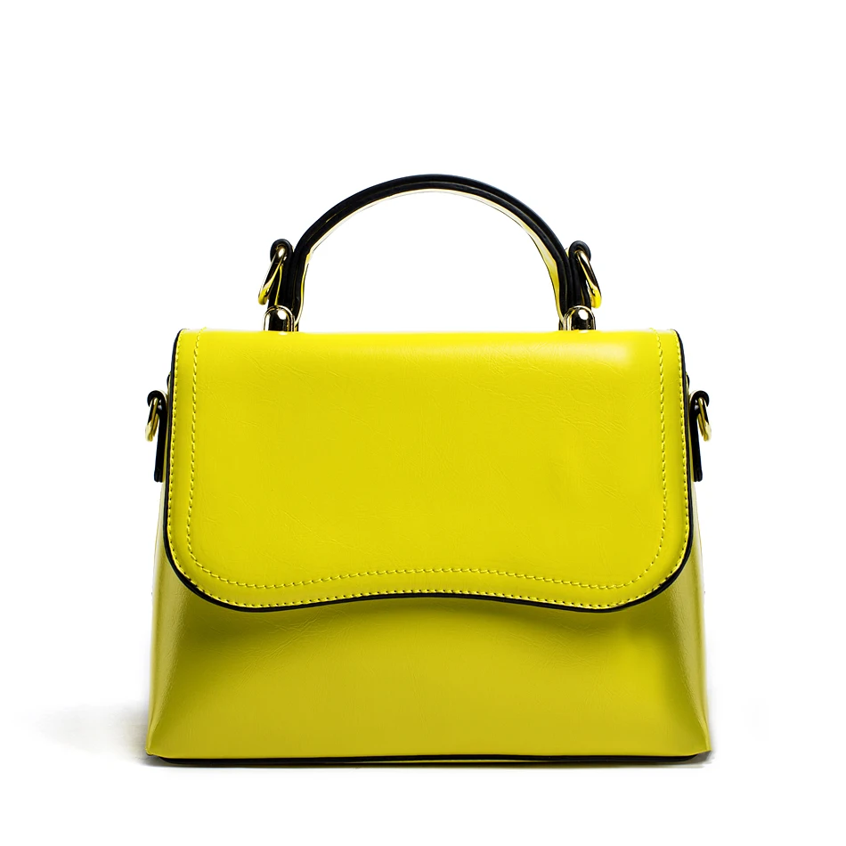 Женская сумка Маленькая кожаная женская через плечо винтажная с цепочкой и