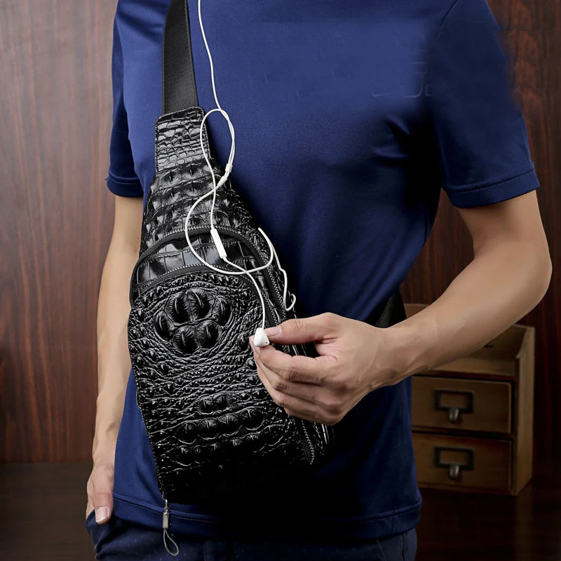 Мужская нагрудная сумка маленькая мессенджер из натуральной кожи через плечо с