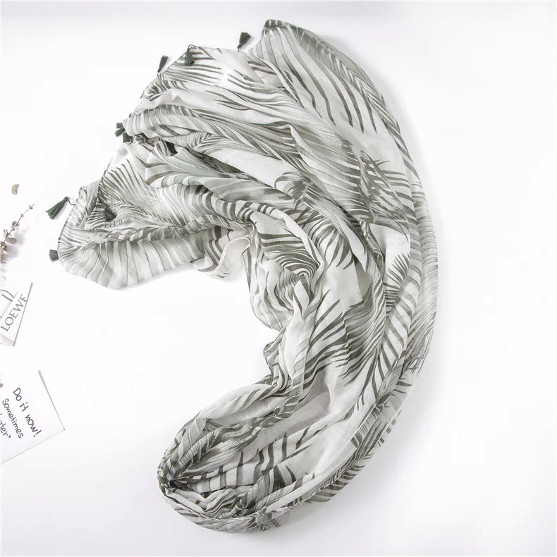 2020 Ранняя весна новый японский стиль милый модный шарф зеленые листья Шелковый