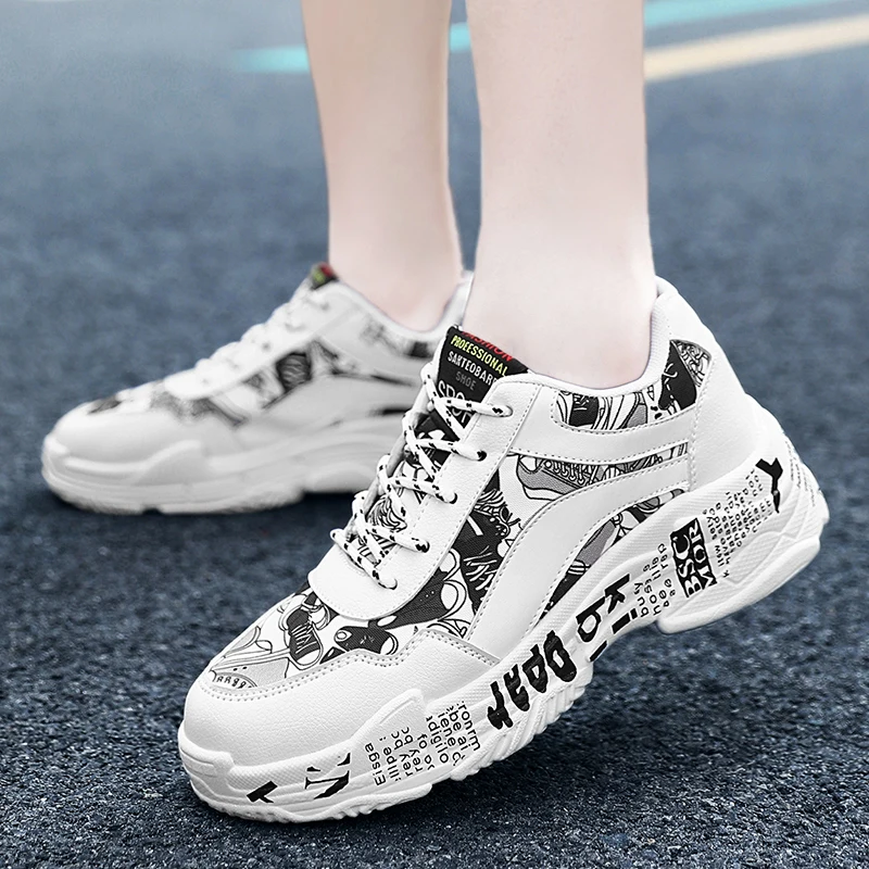 

2021 Sneaker Man Shoe Breathable Light Mesh Shoes Men Running Shoes Graffiti Summer Couple Shoes White Zapatos De Hombre