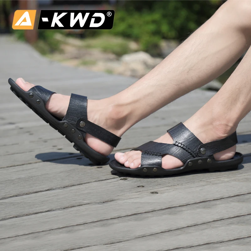 2020 черного цвета Кожаные мужские сандалии Летние пляжные и домашние шлёпанцы для