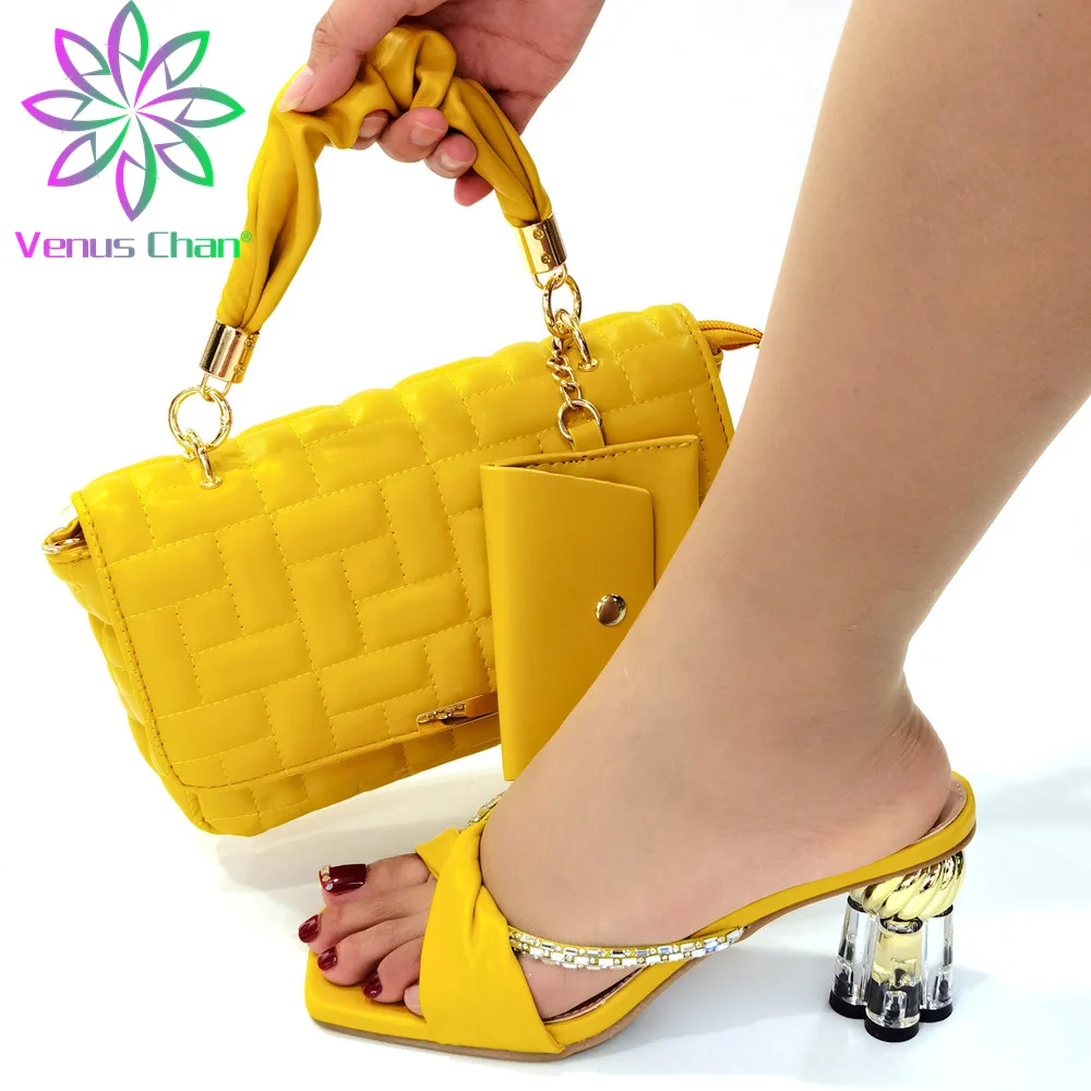 

2021 Slippers Sweet New Design Yellow Color Matching Shoes and Bag Set In Heels African Multi Pointed Toes Pumps for Party
