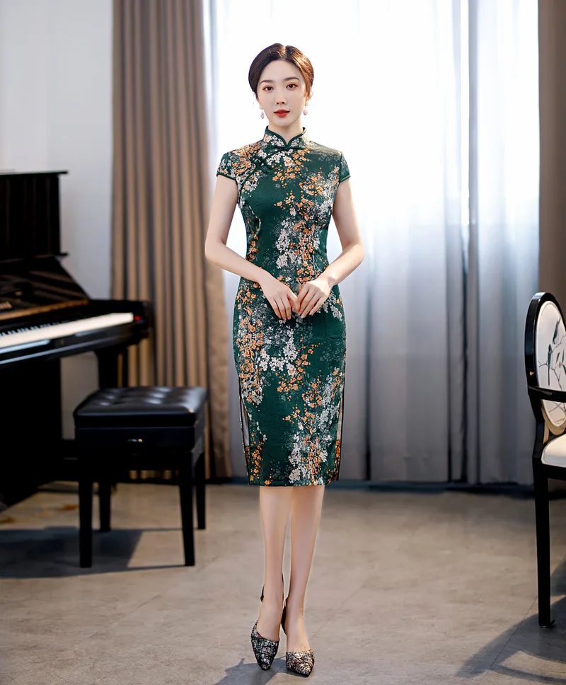 

Элегантная женская облегающая атласная юбка Ципао винтажное китайское платье средней длины с воротником-стойкой и коротким рукавом, с цвет...