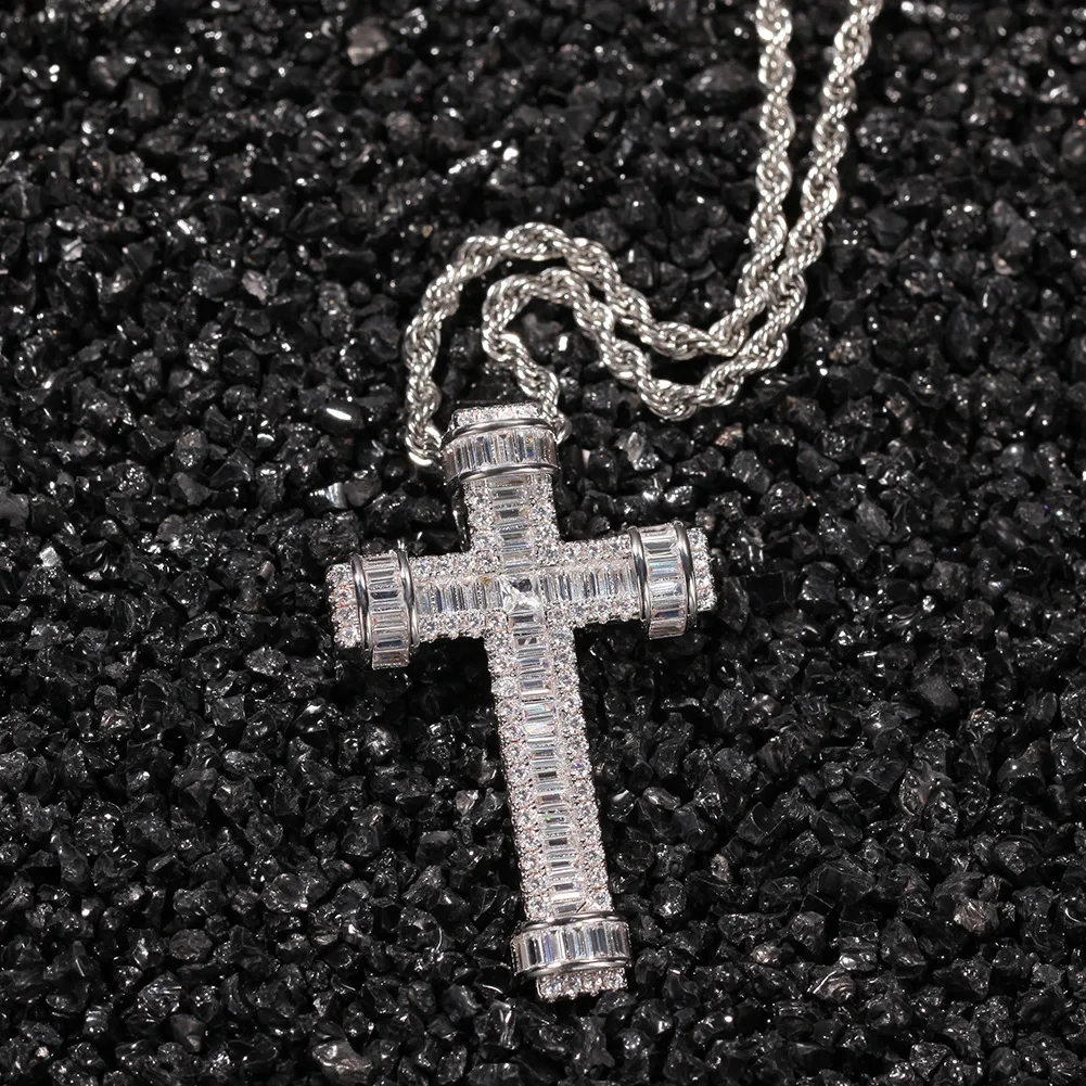 

New Personality Hip Hop Copper Micro-Inlaid Zircon Cross Pendant Necklace Punk Fashion Unisex Jewelry Accessories Gift