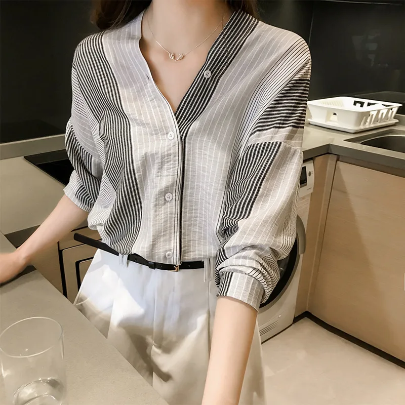 

Early Autumn Women's New Style Loose-Fit BF Striped Shirt Women's Long-Sleeve V-neck Top Korean-Style Shirt Base Shirt