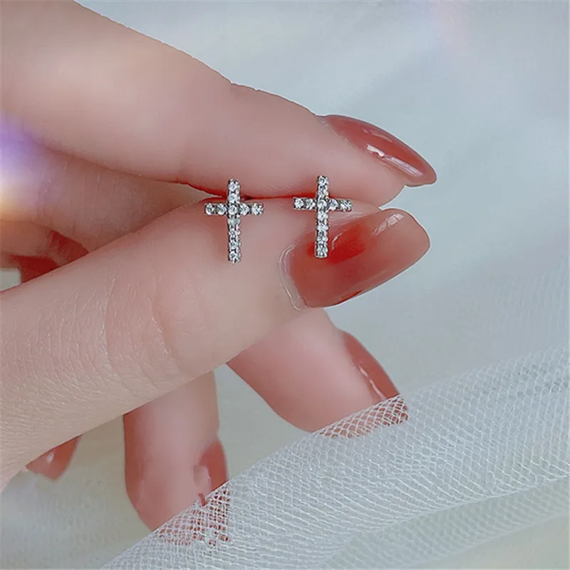 

Simple 925 Sterling Silver Cross Piercing Charm Stud Earrings For Women Girls Kids Party Jewelry eh231