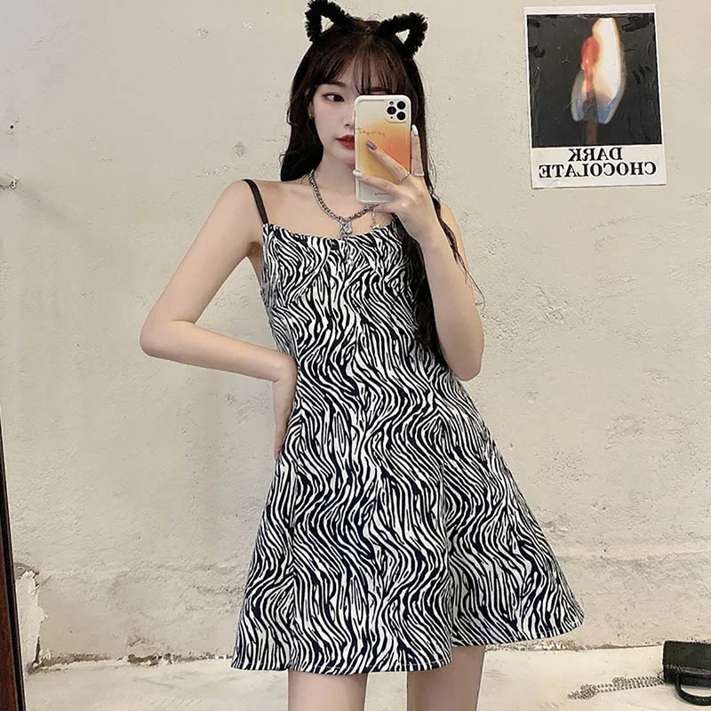 

Женское винтажное платье в полоску, облегающее платье с высокой талией, открытыми плечами и полосками в Корейском стиле, летняя одежда