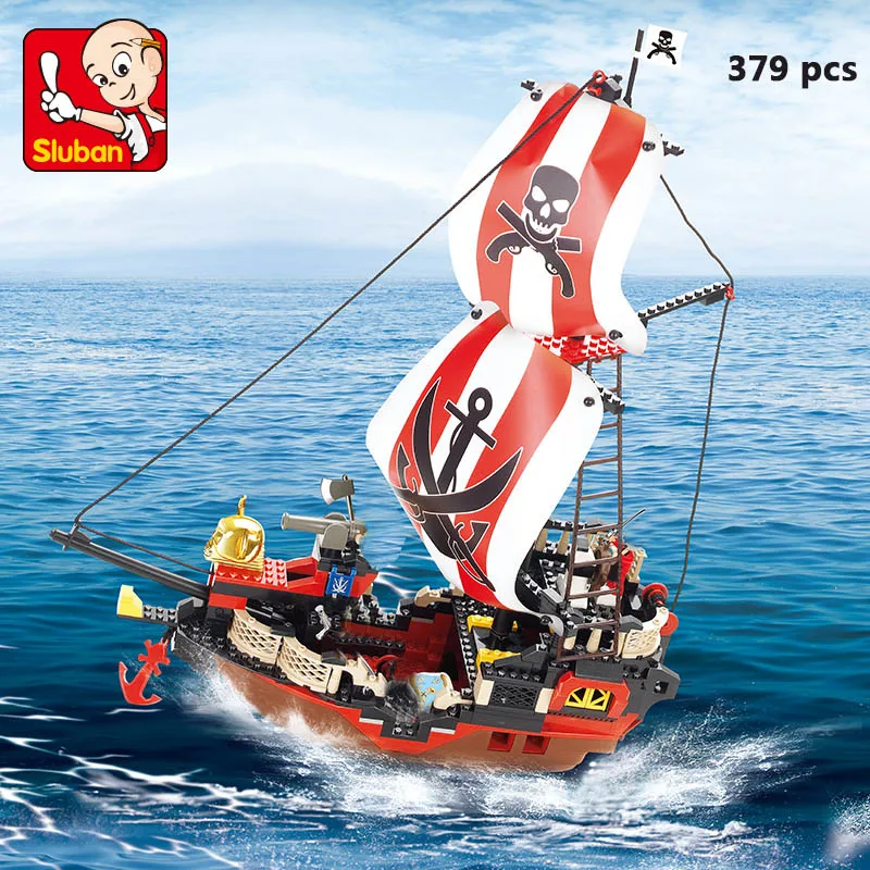 Пиратские модели кораблей совместимые с кораблем лодки замок Пираты Карибского