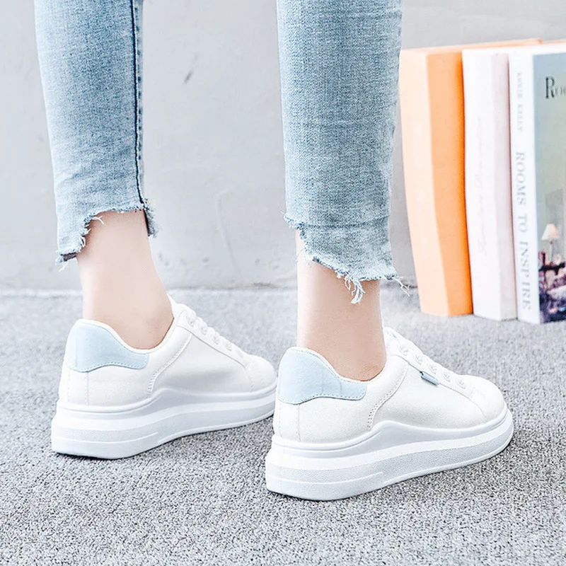 Кроссовки женские на платформе повседневные лоферы мягкая подошва классические