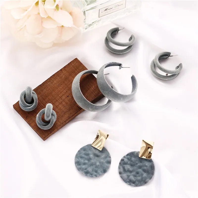 IF ME 2019 новые темпераментные винтажные бархатные Висячие серьги для женщин