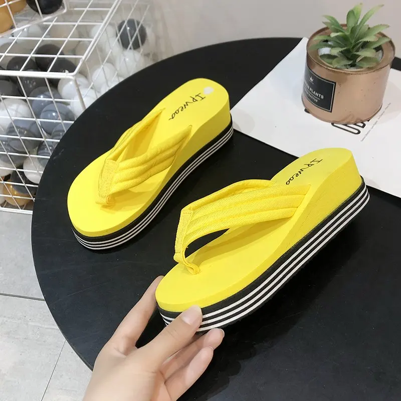 

New Summer Women Flip Flops Fashion Slope and Thick Sand Beach Shoes Slippers Candy Color Wedges Platform Outdoor Slipper