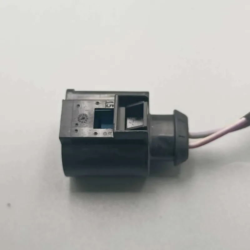 

Car high pressure oil pump sensor plug connector with wire For Volkswagen New Magotan Passat For Audi A4L A6L A3